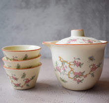 Floral Travel Tea Set