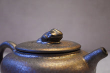 Stone Teapot w/Frog Lid