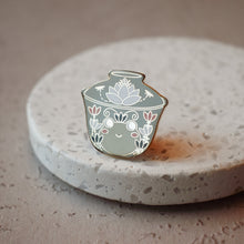 Frog Gaiwan Enamel Pin