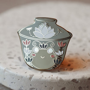 Frog Gaiwan Enamel Pin