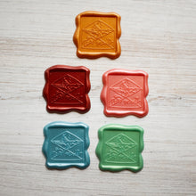 Snail Mail Kit : Envelopes & Wax Seal Stickers