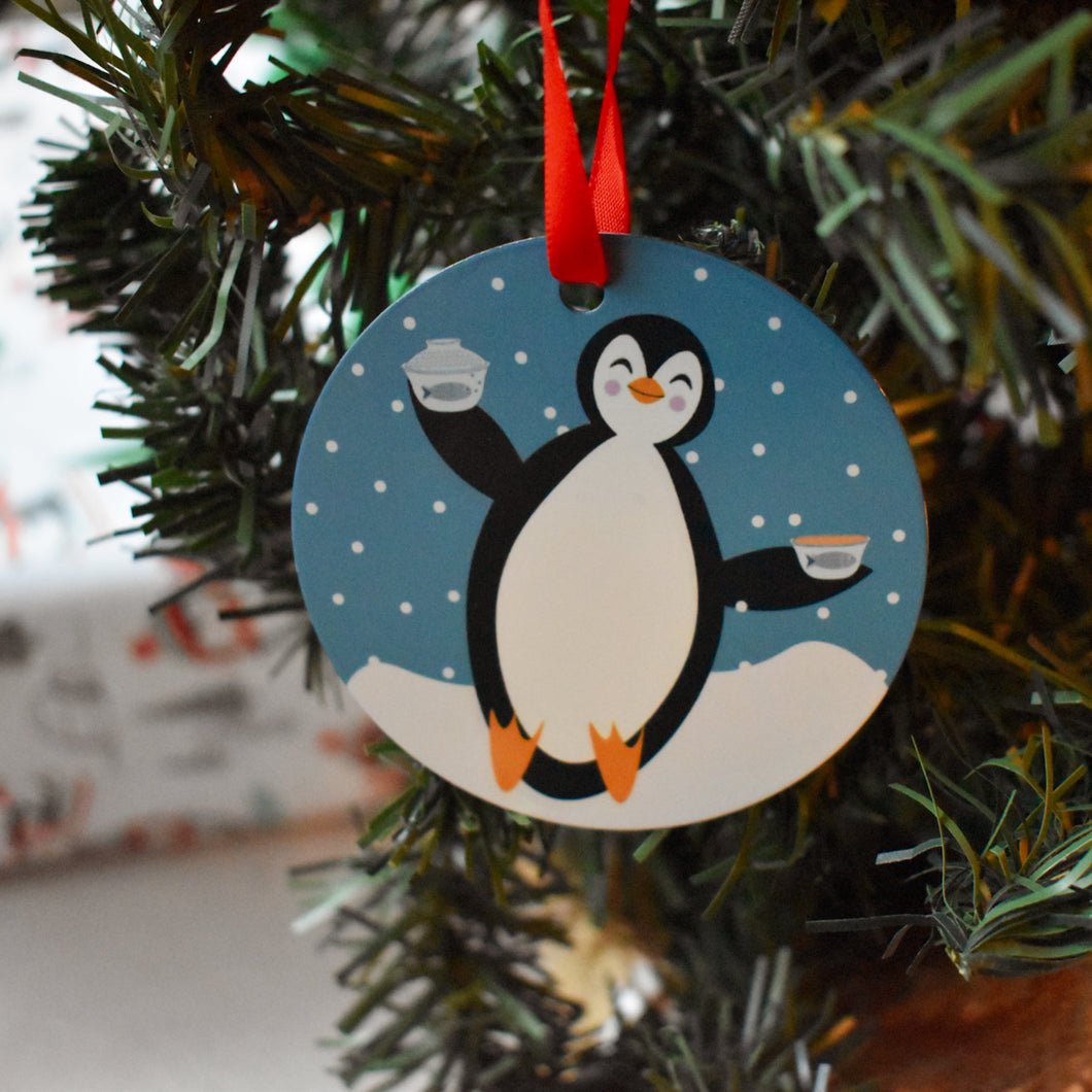 Gaiwan Penguin Ornament