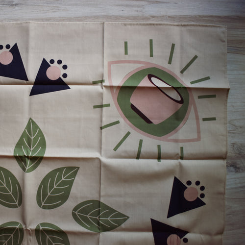 Teacup eye and tea leaves Furoshiki/Wrapping Cloth