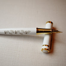 Fountain Pen- Camellia Sinensis Leaves & Flowers